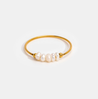 Anello Elegance con perle d'acqua dolce per uno stile sofisticato